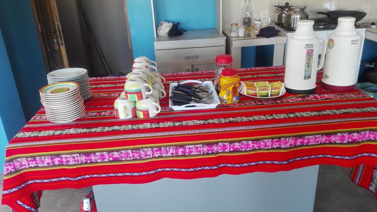 Piedra Blanca Backpackers Hostel Уюни Екстериор снимка